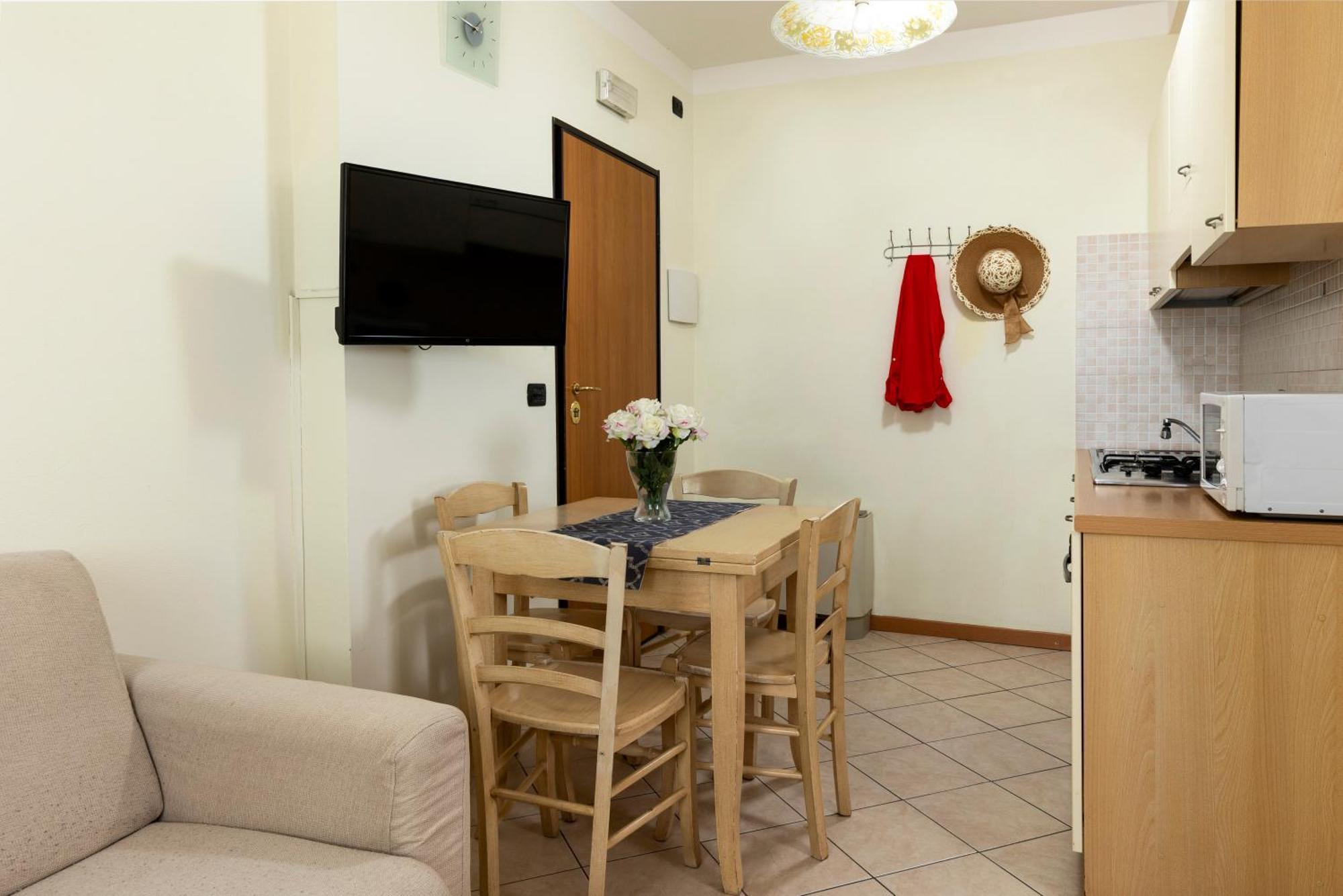 Residence Tre Trilo&Suites リミニ エクステリア 写真