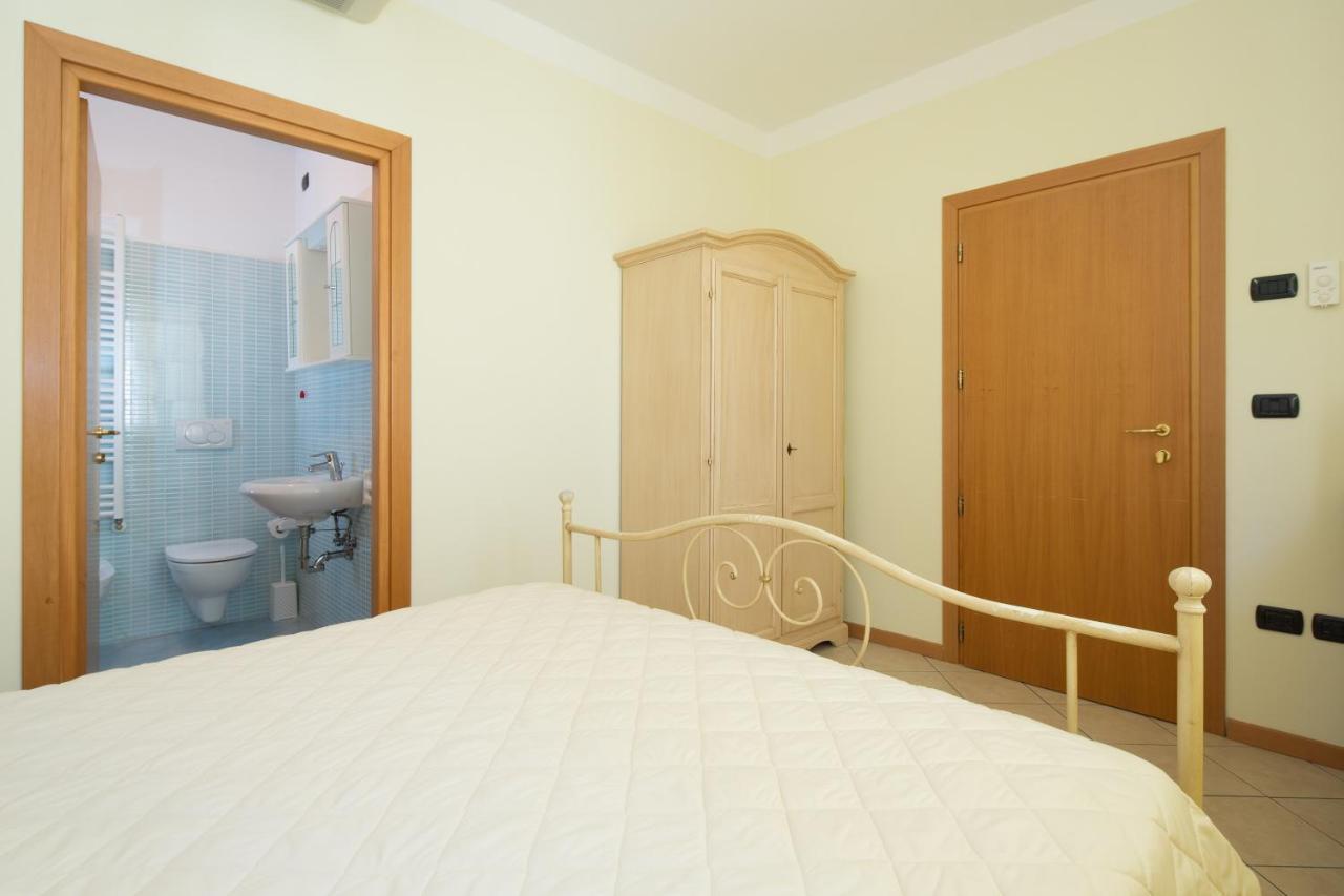 Residence Tre Trilo&Suites リミニ エクステリア 写真