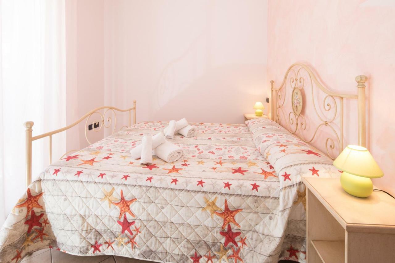 Residence Tre Trilo&Suites リミニ エクステリア 写真